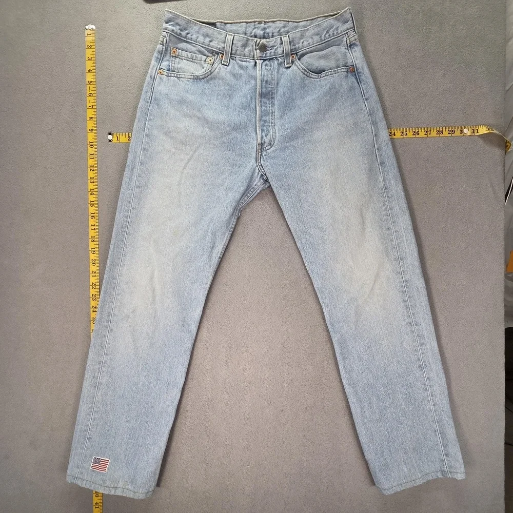 VTG Levis 501 Jeans Mens Light Wash Blue Straight Button Fly Fits 30x29